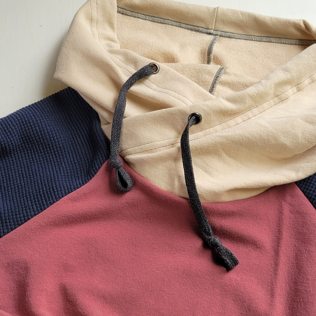 Women's Colorblock Hoodies